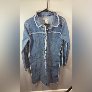 Trilogy Women's Vintage Long‎ Frayed Blue Denim Jacket Size Medium